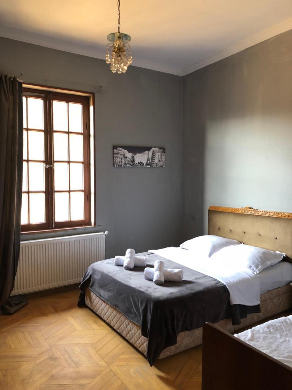Lucky Family Hotel Tbilisi ภายนอก รูปภาพ