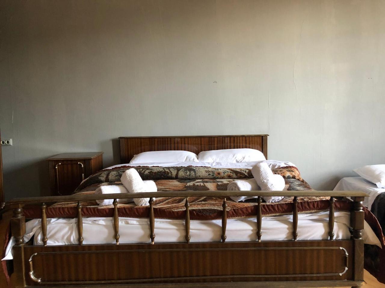 Lucky Family Hotel Tbilisi ภายนอก รูปภาพ