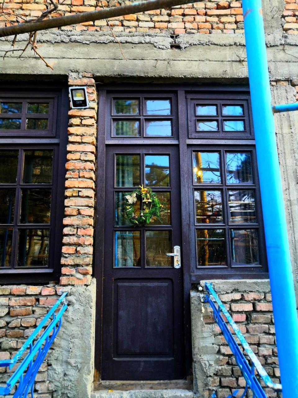 Lucky Family Hotel Tbilisi ภายนอก รูปภาพ