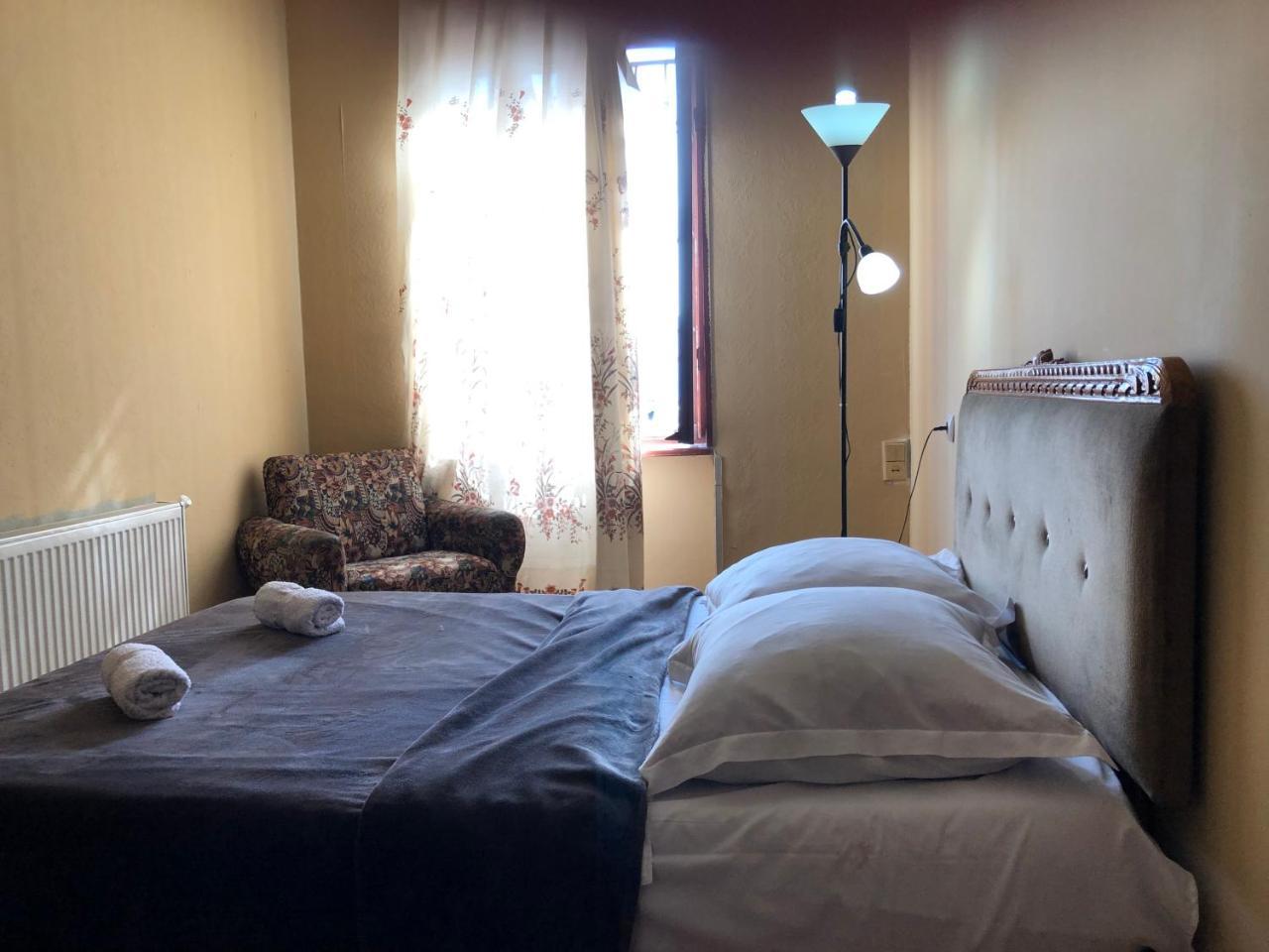Lucky Family Hotel Tbilisi ภายนอก รูปภาพ